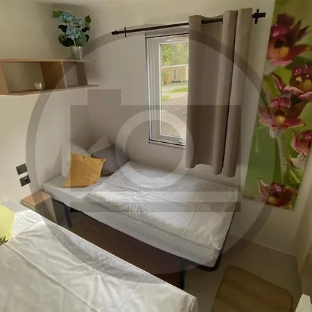 펜션 Waldcamping Am Brombachsee 플라인펠트